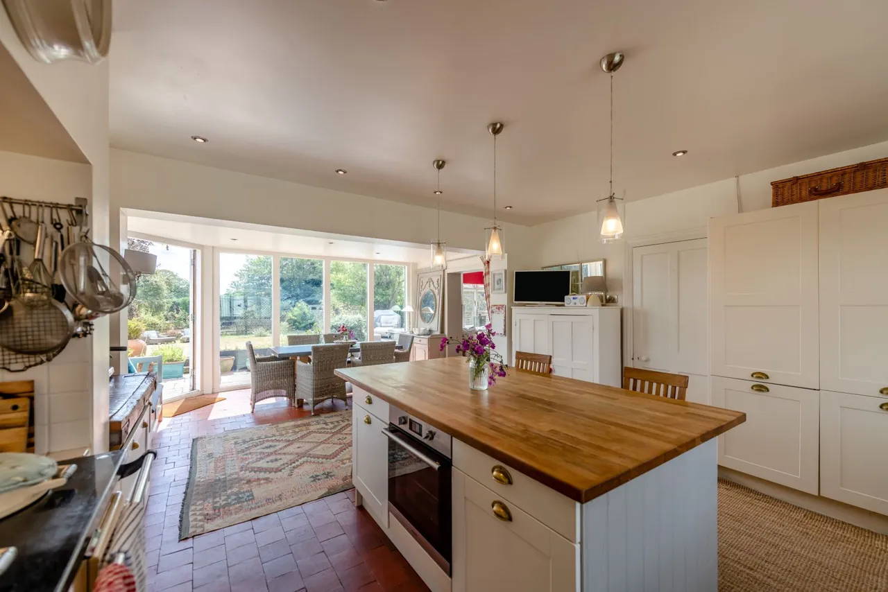 Cholmondeley Road, Wrenbury, Nantwich, Cheshire, CW5 8HJ, photo 4