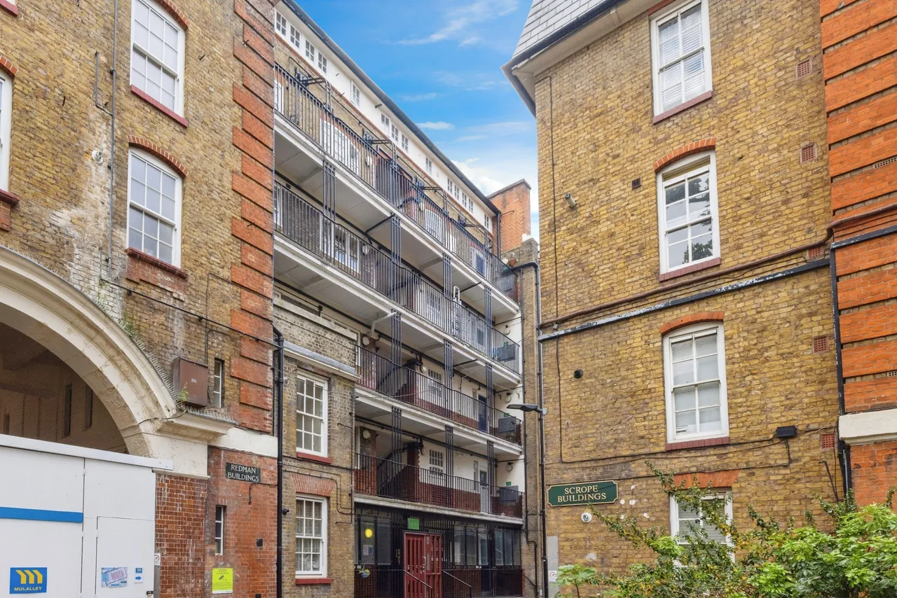 Portpool Lane, London, EC1N, photo 19