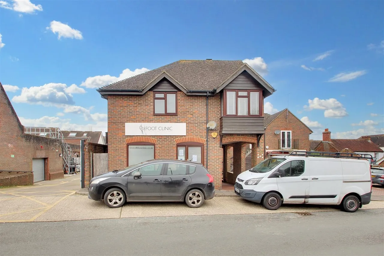 Brick Lane, High Street, Henfield, photo 12