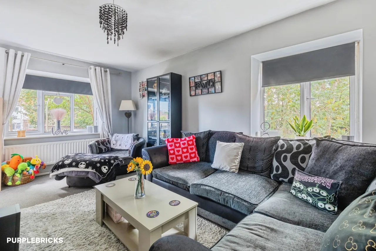 2 bed flat for sale, Masters Road, Leamington Spa, CV31