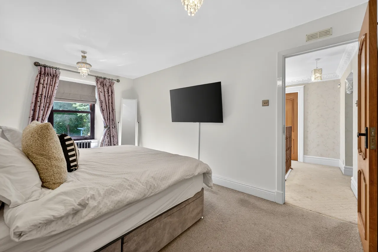 Lawthorn Bank, 8 Old Perceton, Irvine, KA11 2AE, photo 16