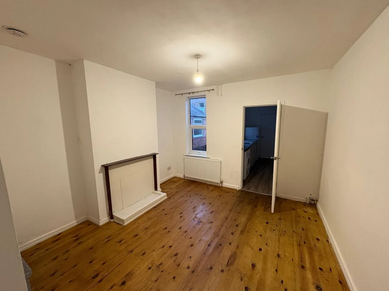3 bed house to rent, Bathley Street, Nottingham, NG2
