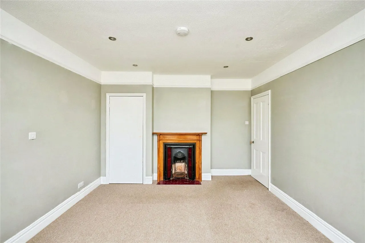 High Park Road, Ryde, PO33, photo 13