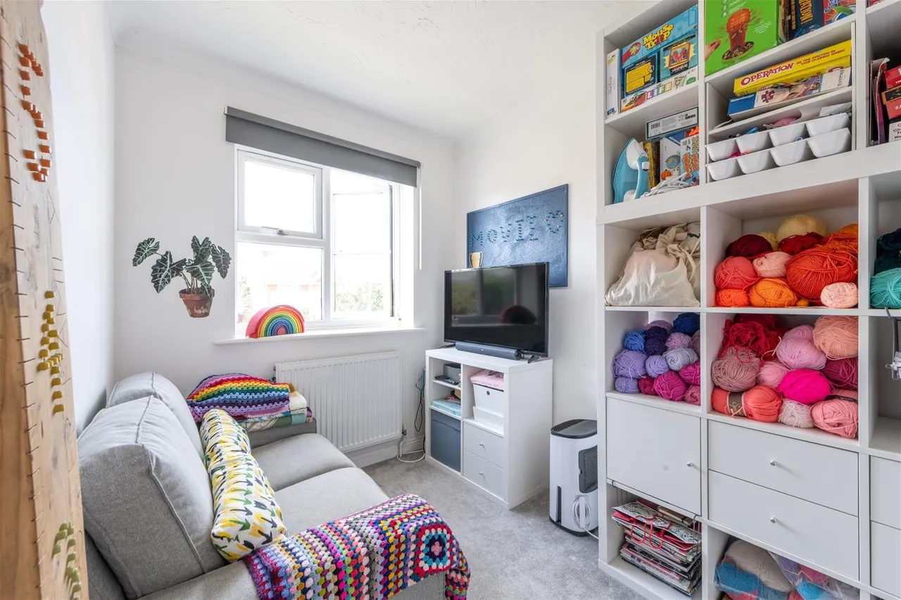 Selwood Close, Sturminster Newton DT10 1PE, photo 8