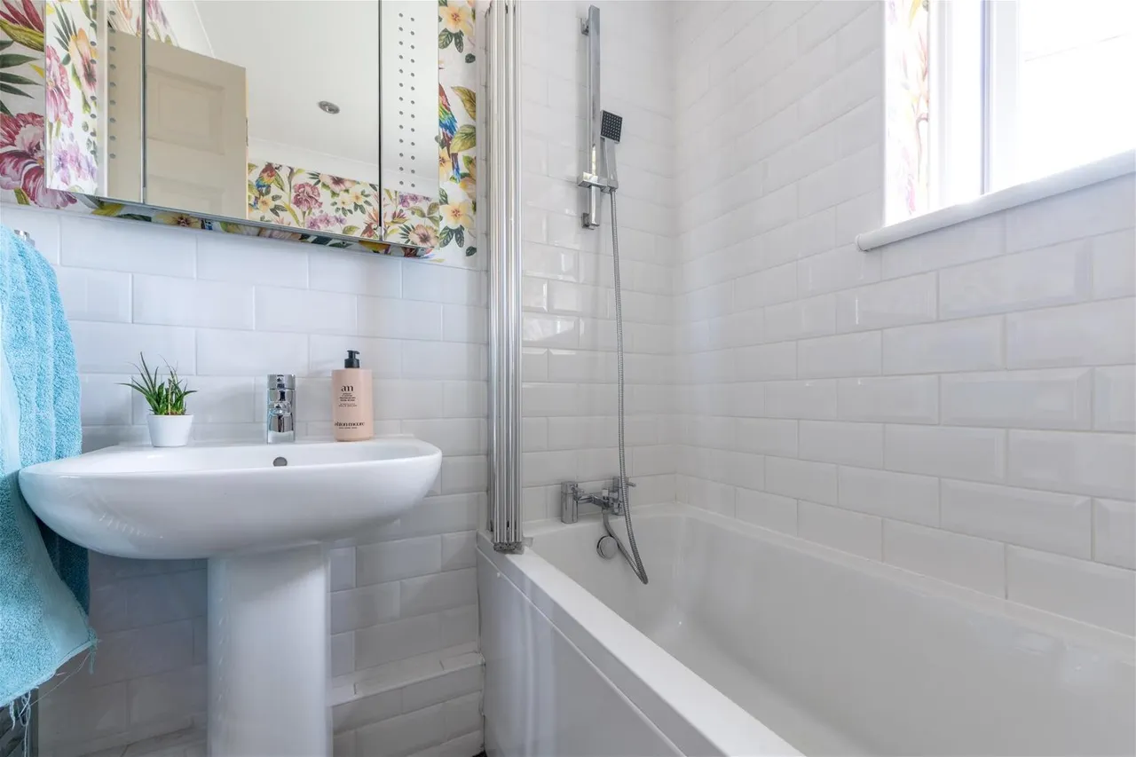 Selwood Close, Sturminster Newton DT10 1PE, photo 20