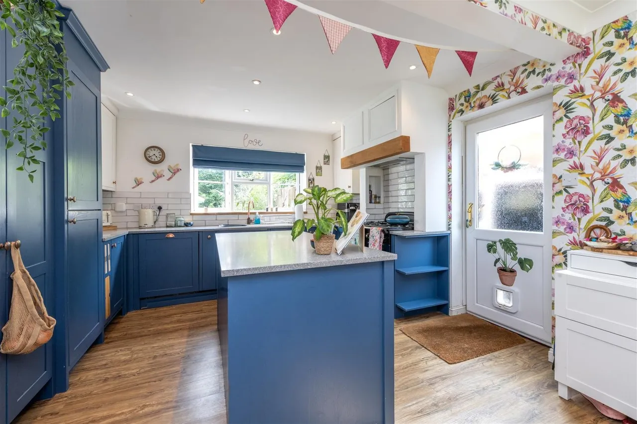 Selwood Close, Sturminster Newton DT10 1PE, photo 23