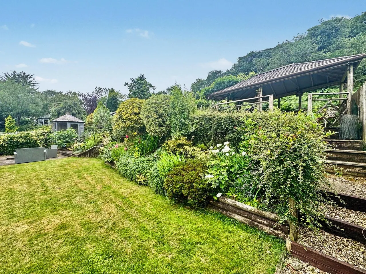 Gorse Farm Estate, Llandrindod Wells, Powys, LD1 5SH, photo 2