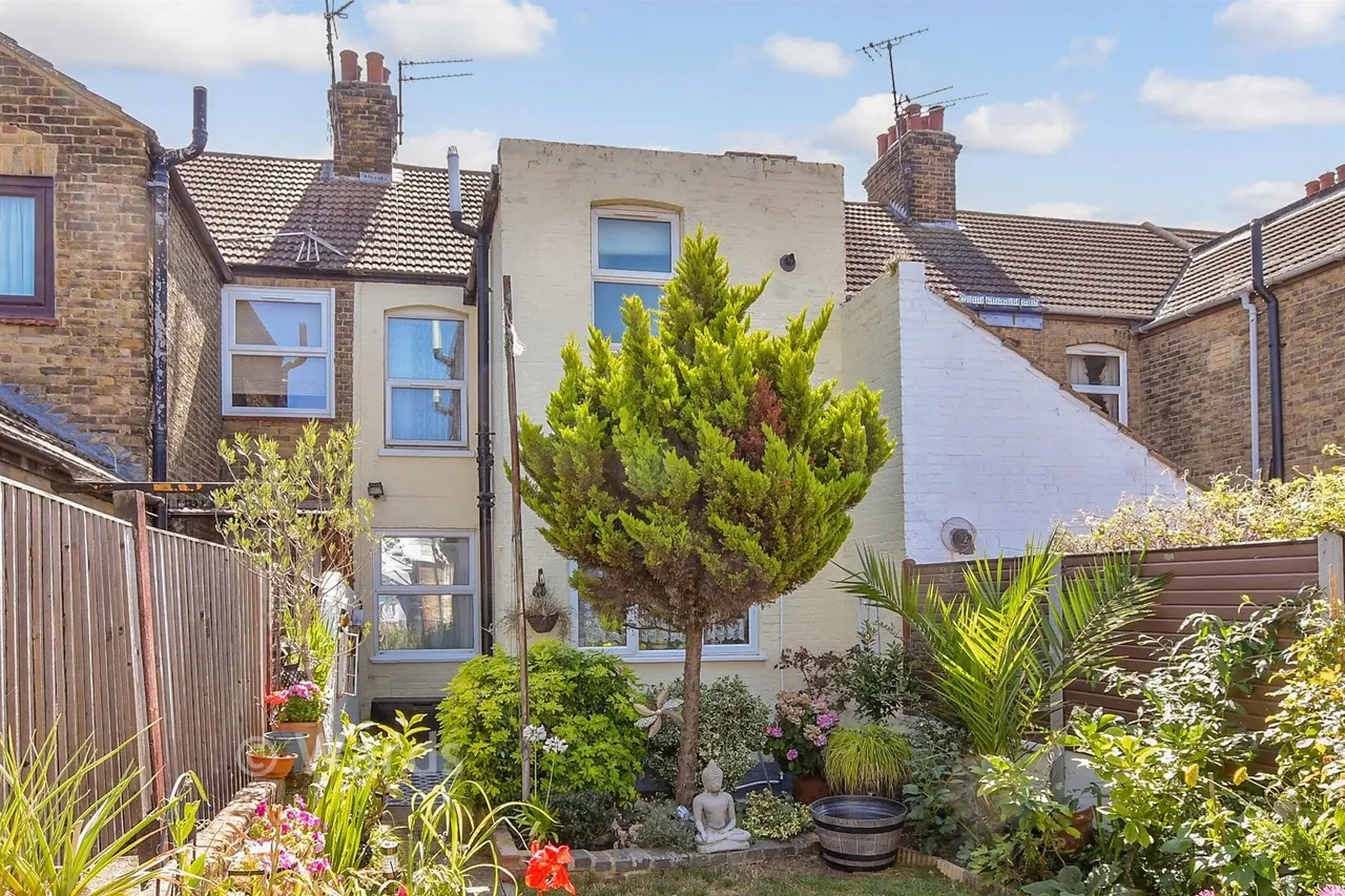 Wellesley Road, Sheerness, ME12, photo 10