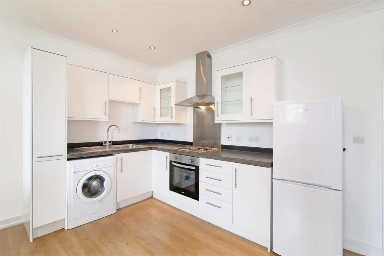 Denmark Hill, London, SE5, photo 4