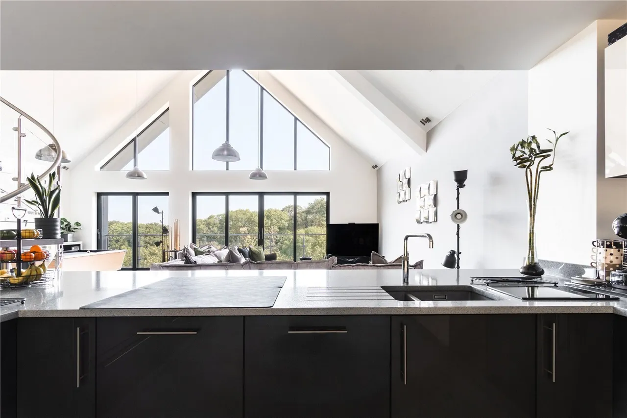Langmead Drive, Bideford, EX39, photo 8
