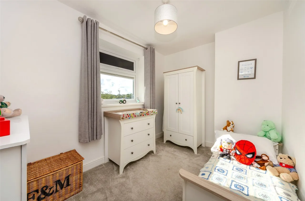 Bro Helen, Caernarfon, LL55, photo 12