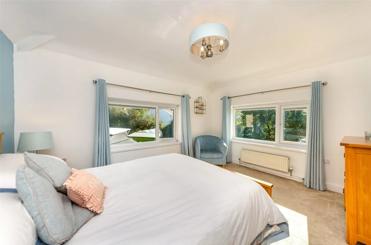 Bro Helen, Caernarfon, LL55, photo 10