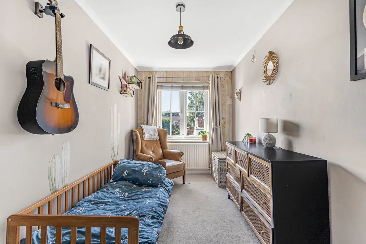 Larkfield, Cobham, KT11, photo 15