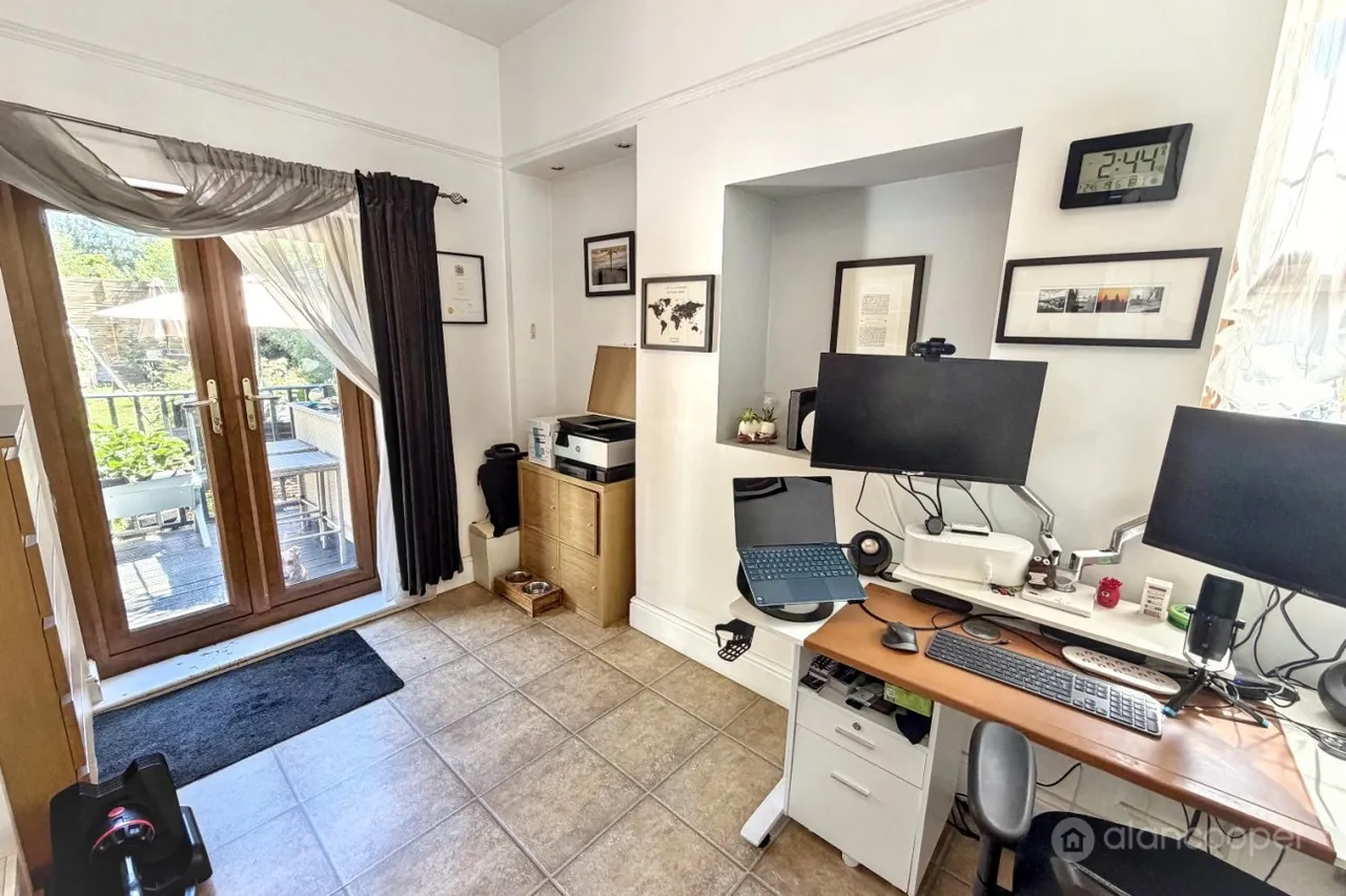 King Edward Road, Nuneaton, CV11, photo 6