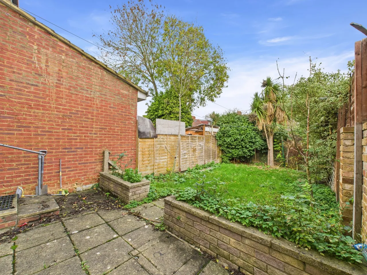 Chichester Way, Feltham, TW14, photo 11