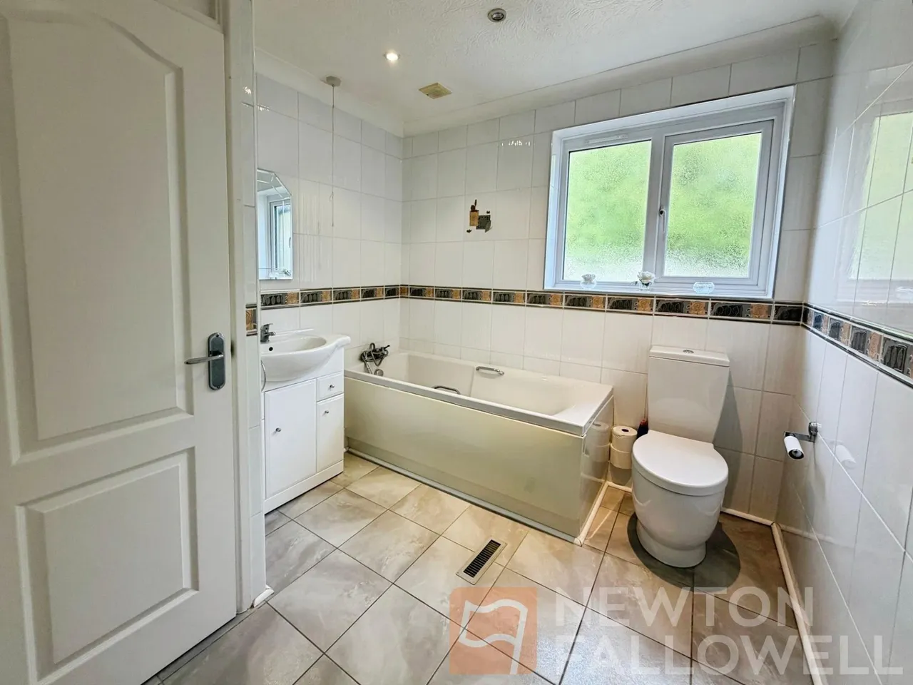 Fallowfield, Orton Wistow, PE2, photo 12