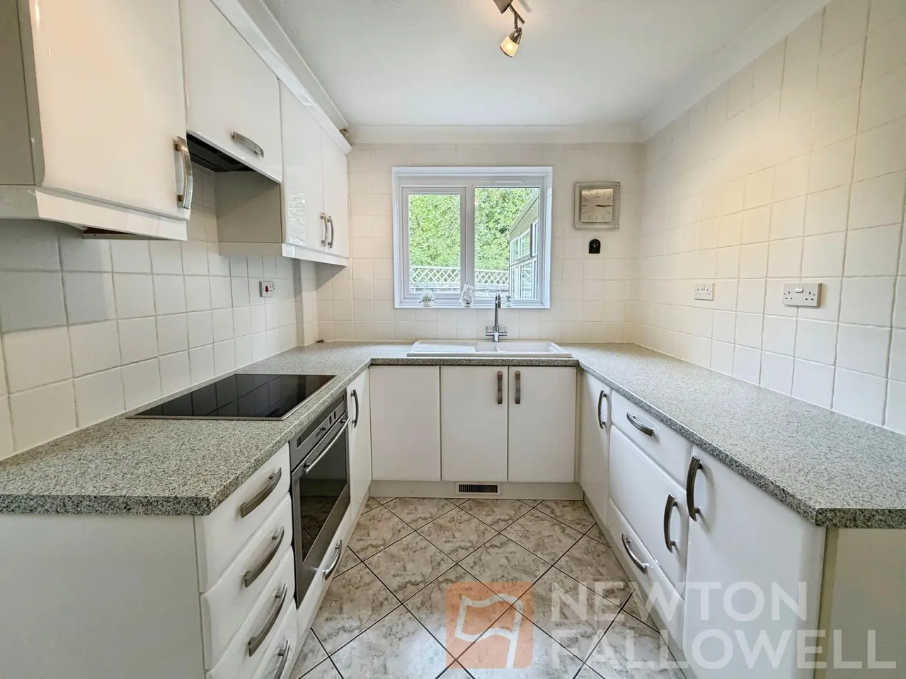 Fallowfield, Orton Wistow, PE2, photo 7