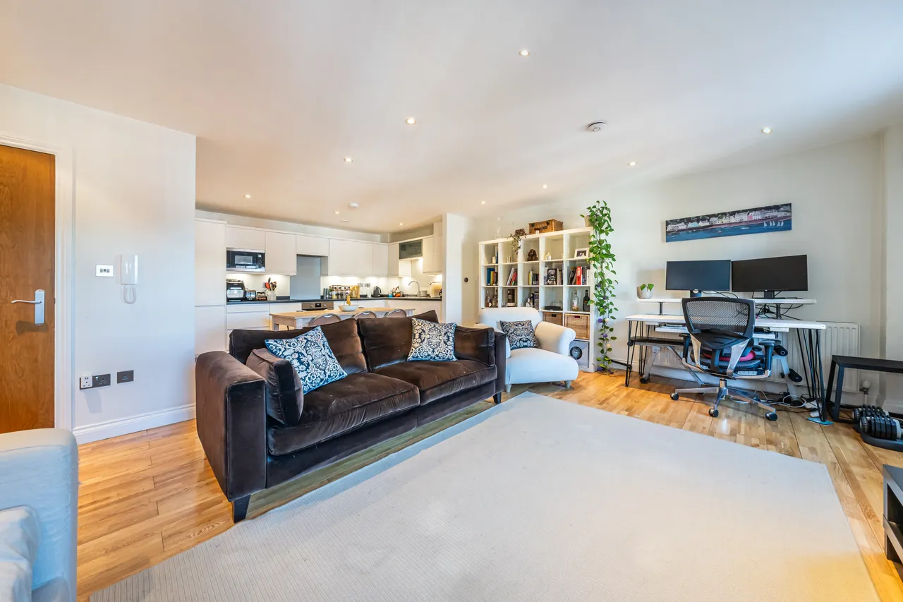 Welmar Mews, London, SW4, photo 10