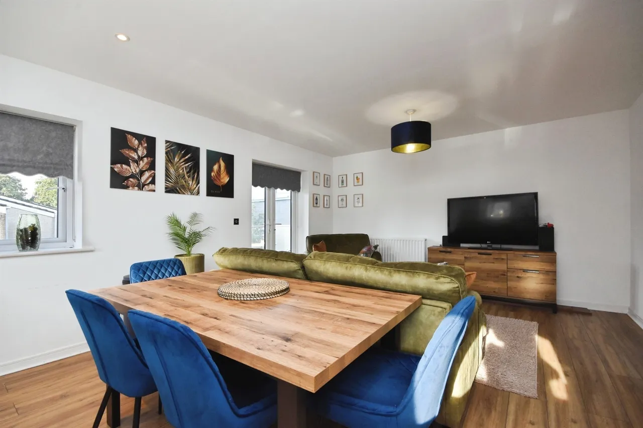 Florence Close, Great Warley, CM13, photo 4