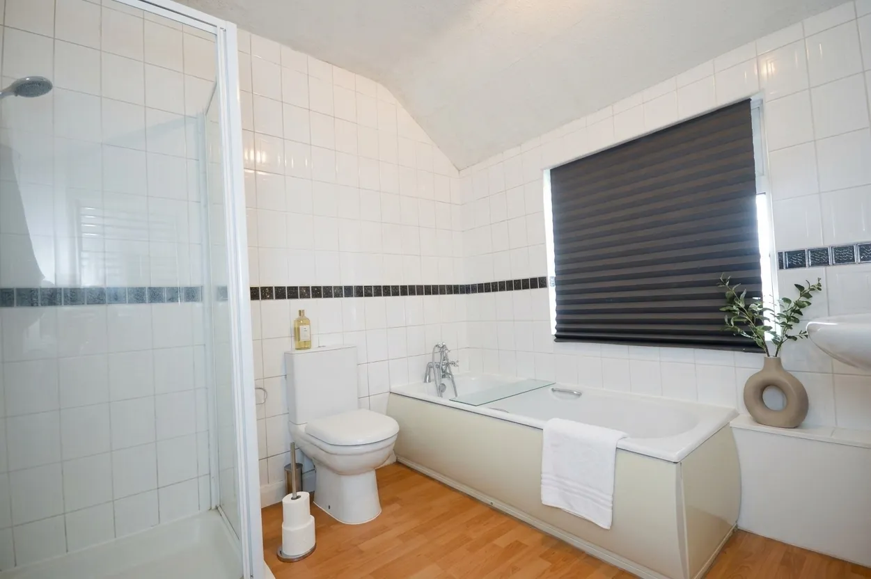 Horseshoe Crescent, Beaconsfield, HP9, photo 10