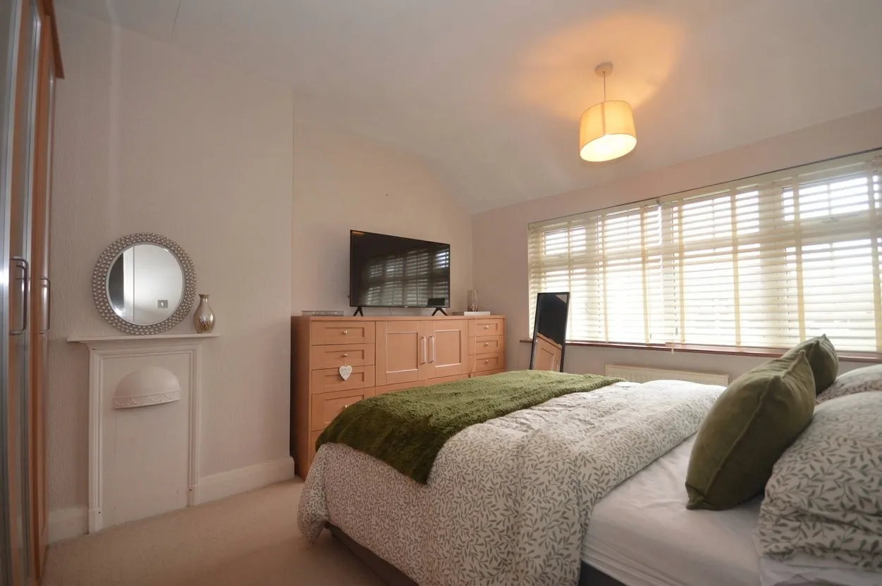 Horseshoe Crescent, Beaconsfield, HP9, photo 7