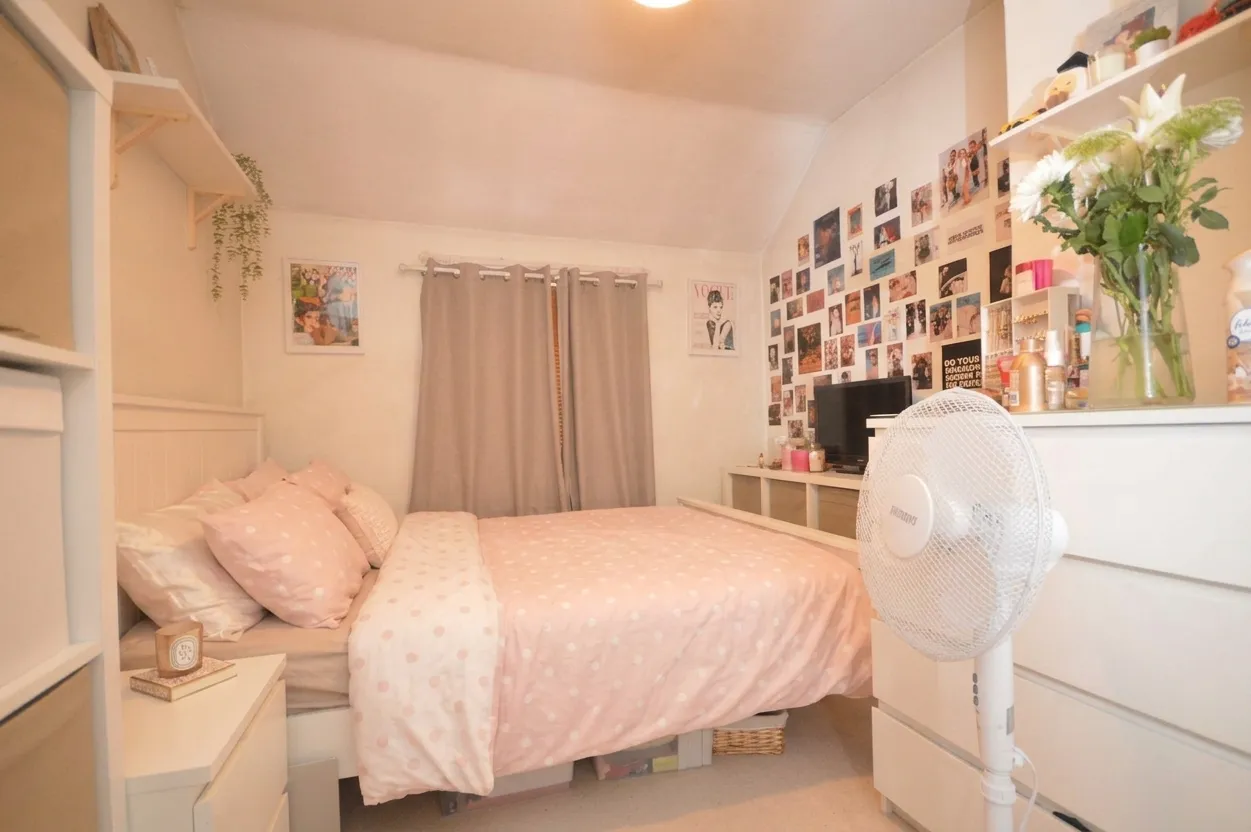 Horseshoe Crescent, Beaconsfield, HP9, photo 9
