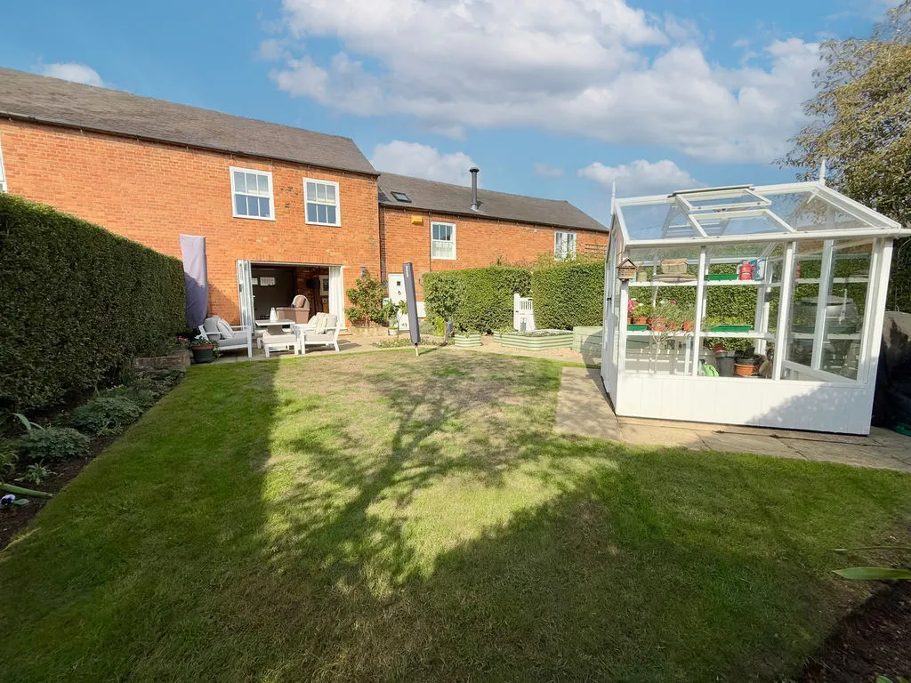 Cublington Road, Aston Abbotts, HP22, photo 14