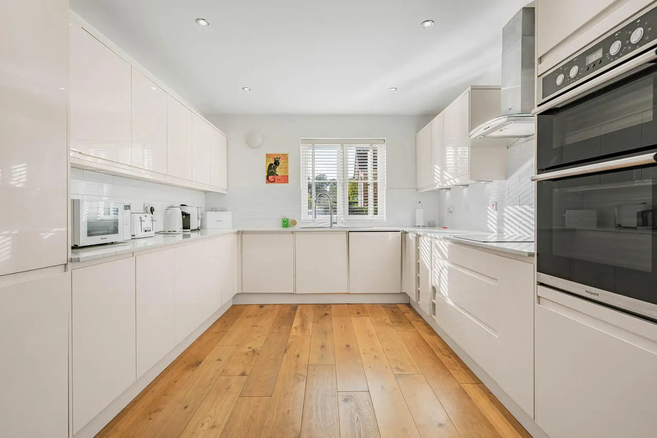 Anvil Way, Kennett, CB8, photo 5