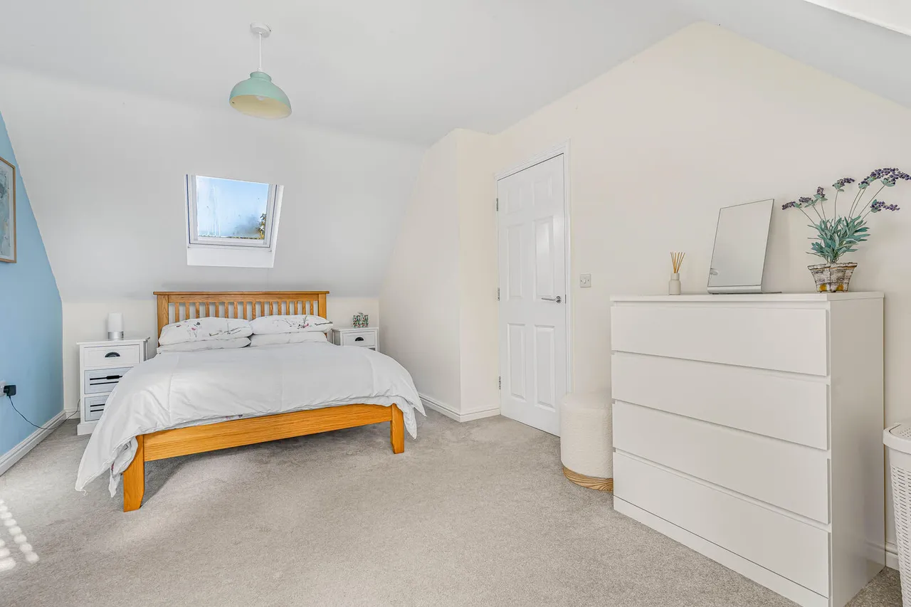 Anvil Way, Kennett, CB8, photo 19