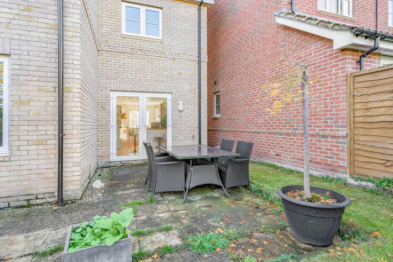 Anvil Way, Kennett, CB8, photo 25