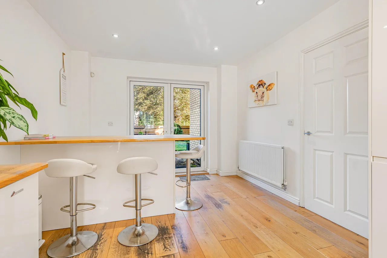 Anvil Way, Kennett, CB8, photo 6