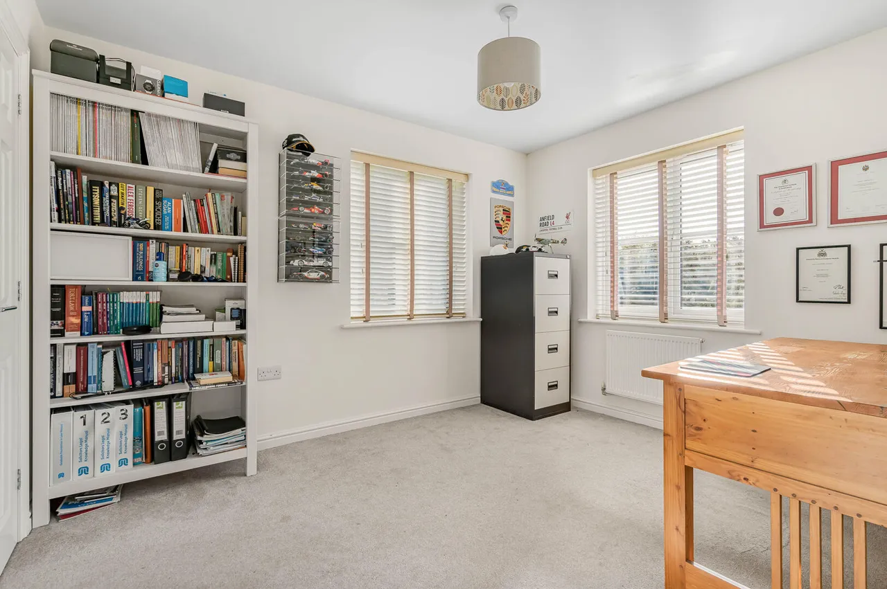 Anvil Way, Kennett, CB8, photo 15