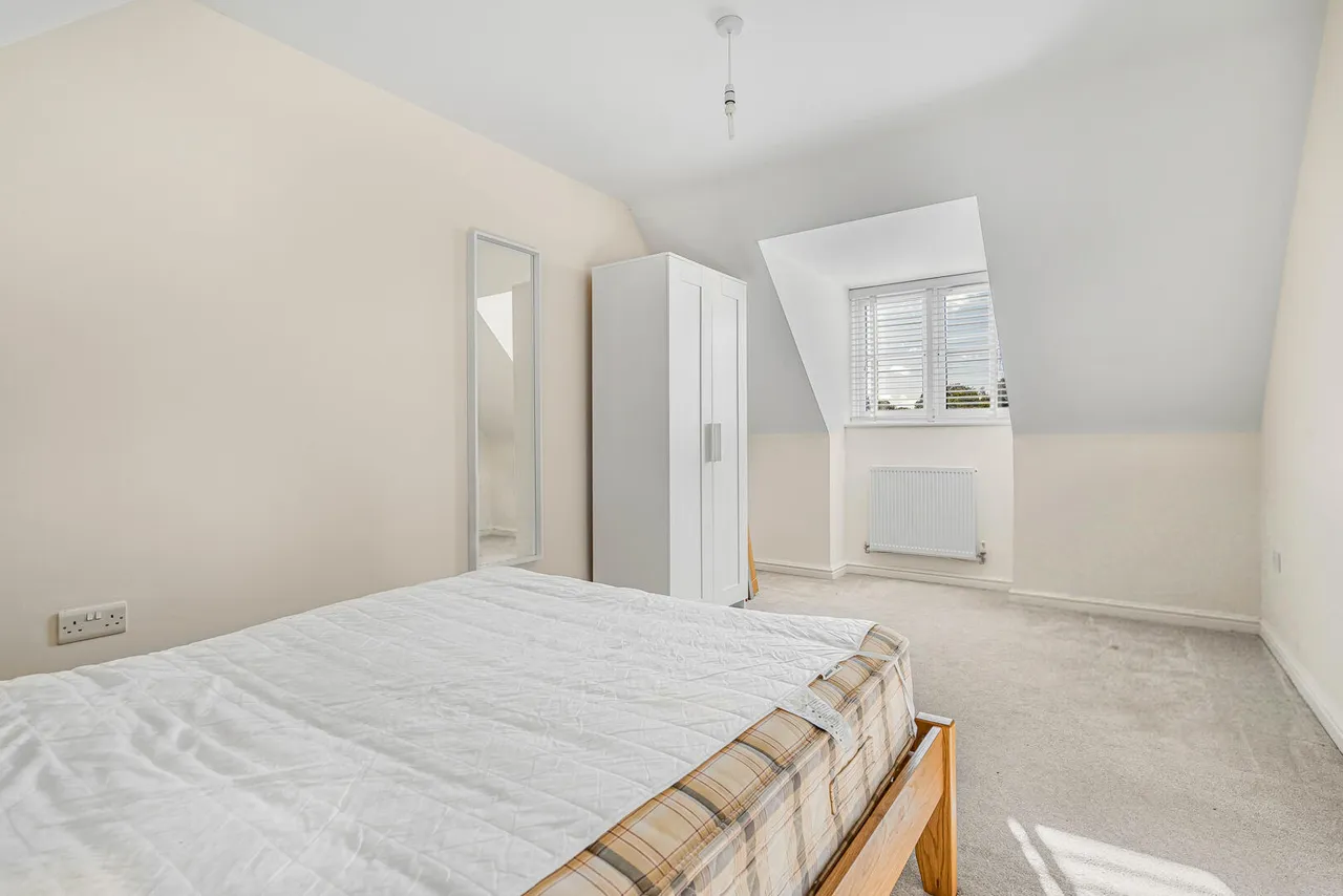 Anvil Way, Kennett, CB8, photo 22