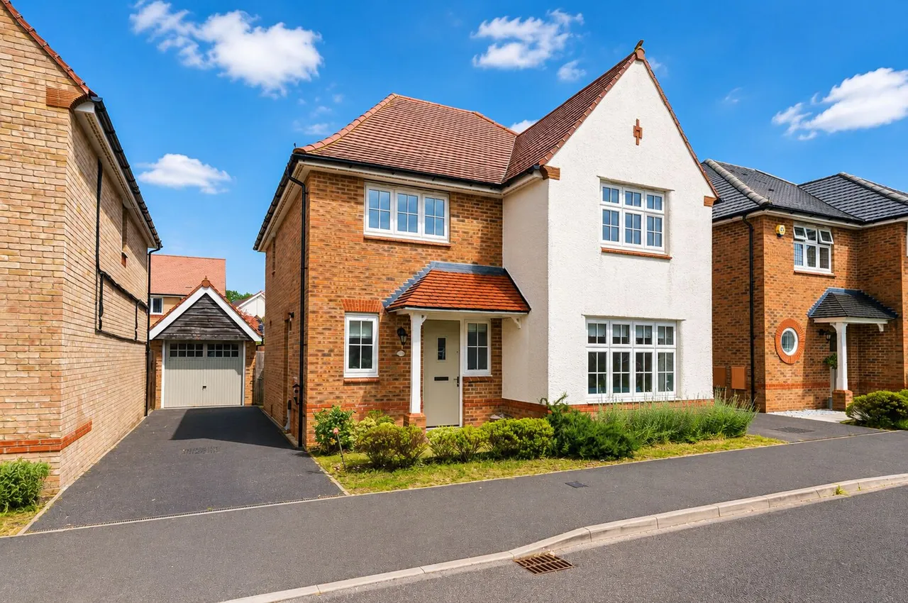 Magpie Meadows, Caddington, LU1, photo 3