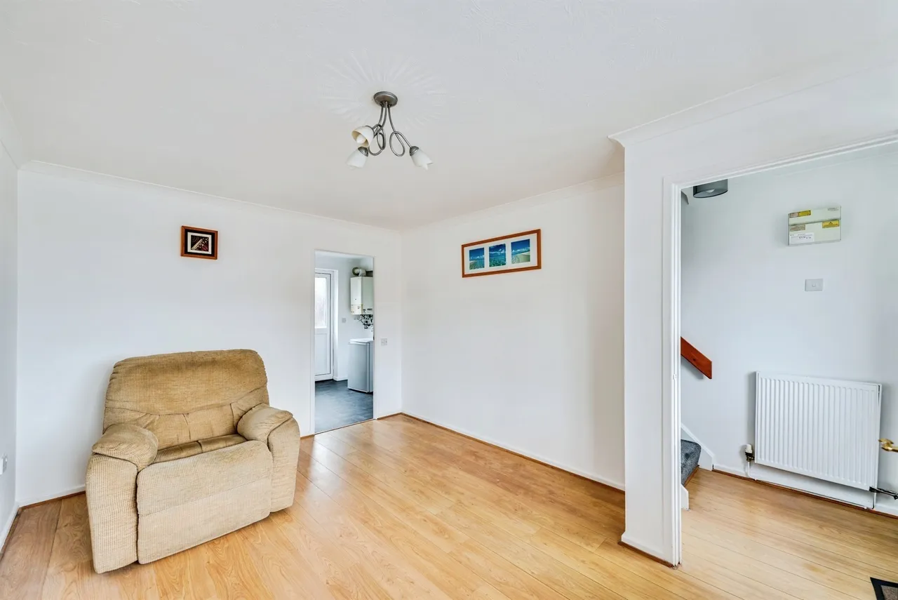 Chives Way, Swindon, SN2, photo 5