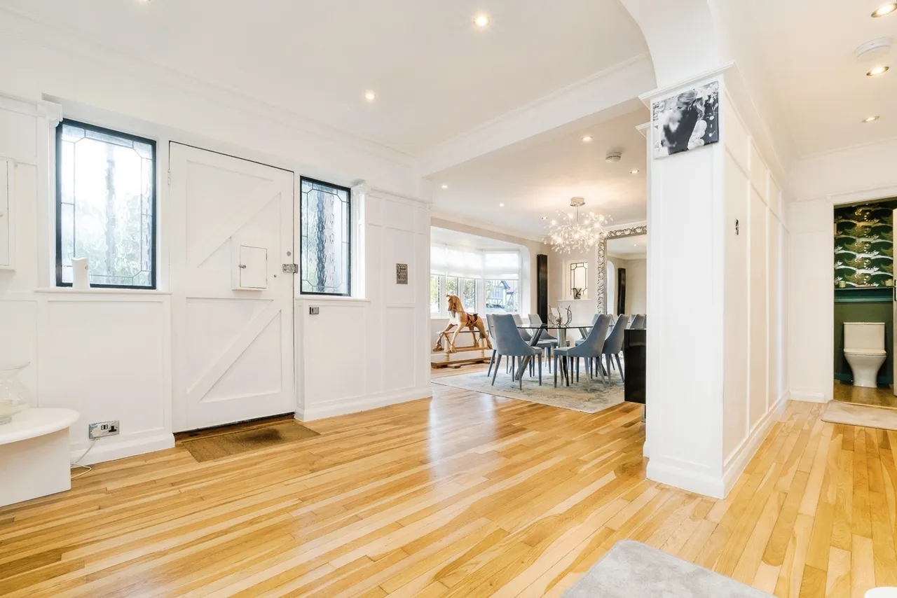 Princes Avenue, Woodford Green, IG8, photo 5