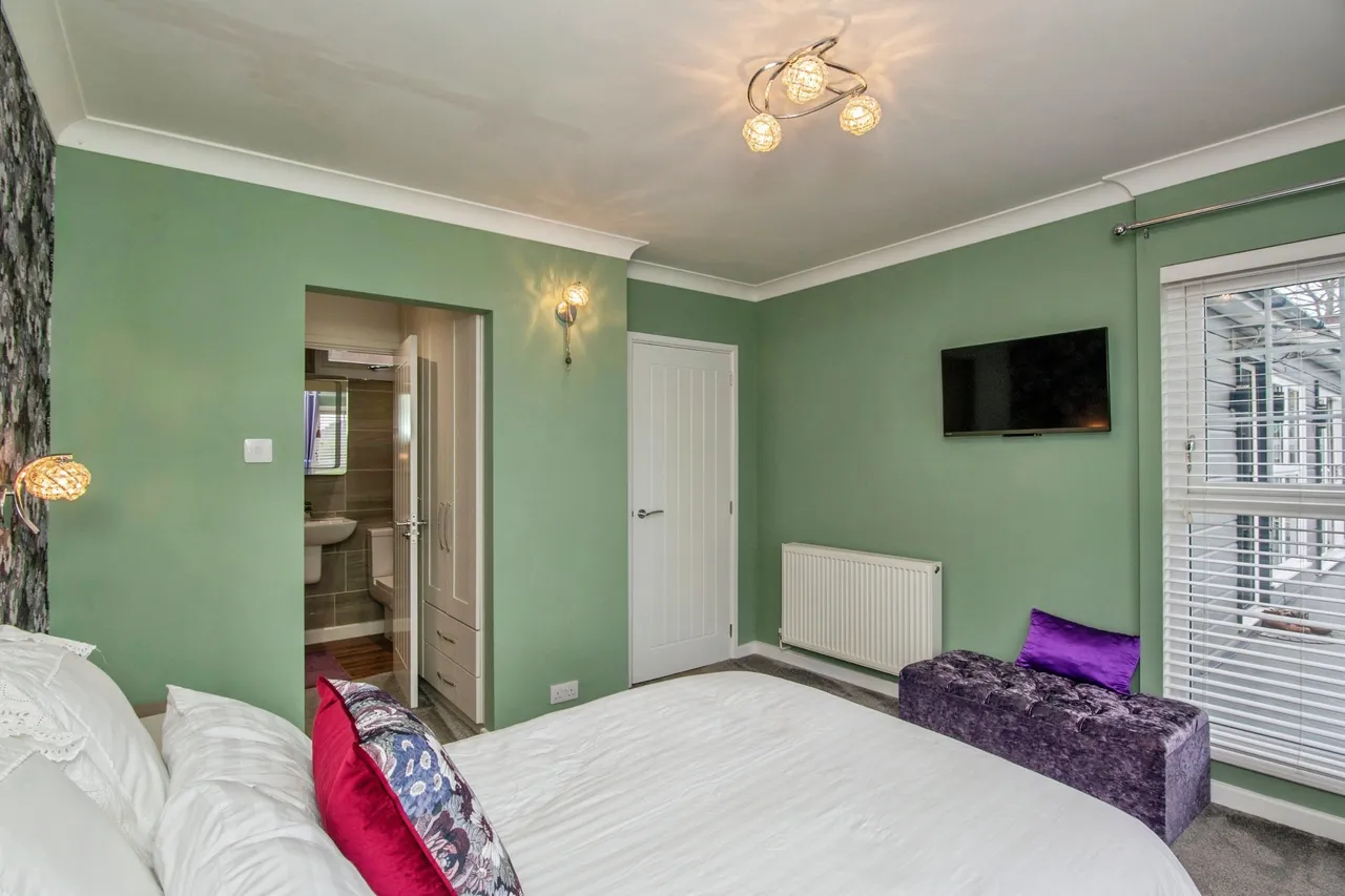 Knowle Sands, Bridgnorth, WV16, photo 12