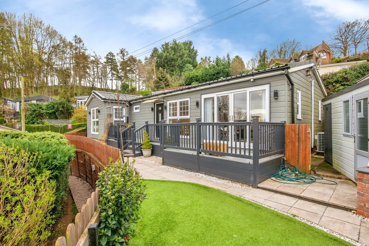 2 bed park home for sale, Knowle Sands, Bridgnorth, WV16