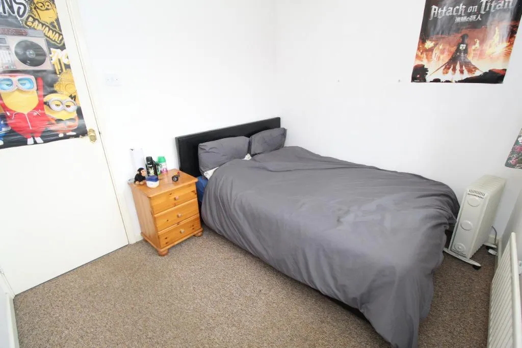 Falcon Close, Lenton, NG7, photo 6