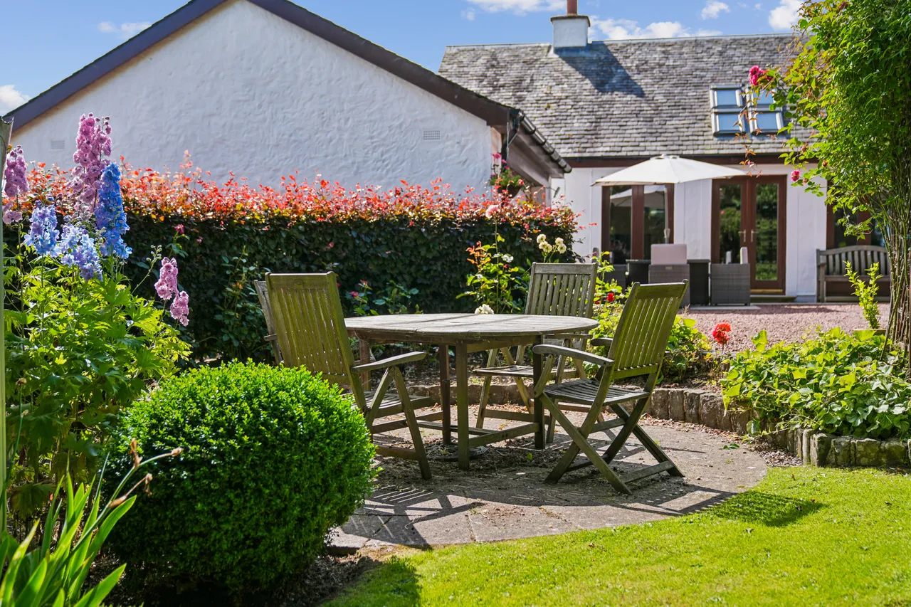 Glasgow Road, Eaglesham, G76, photo 41