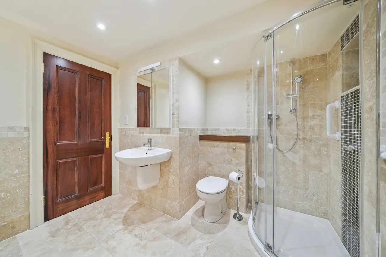 Glasgow Road, Eaglesham, G76, photo 22