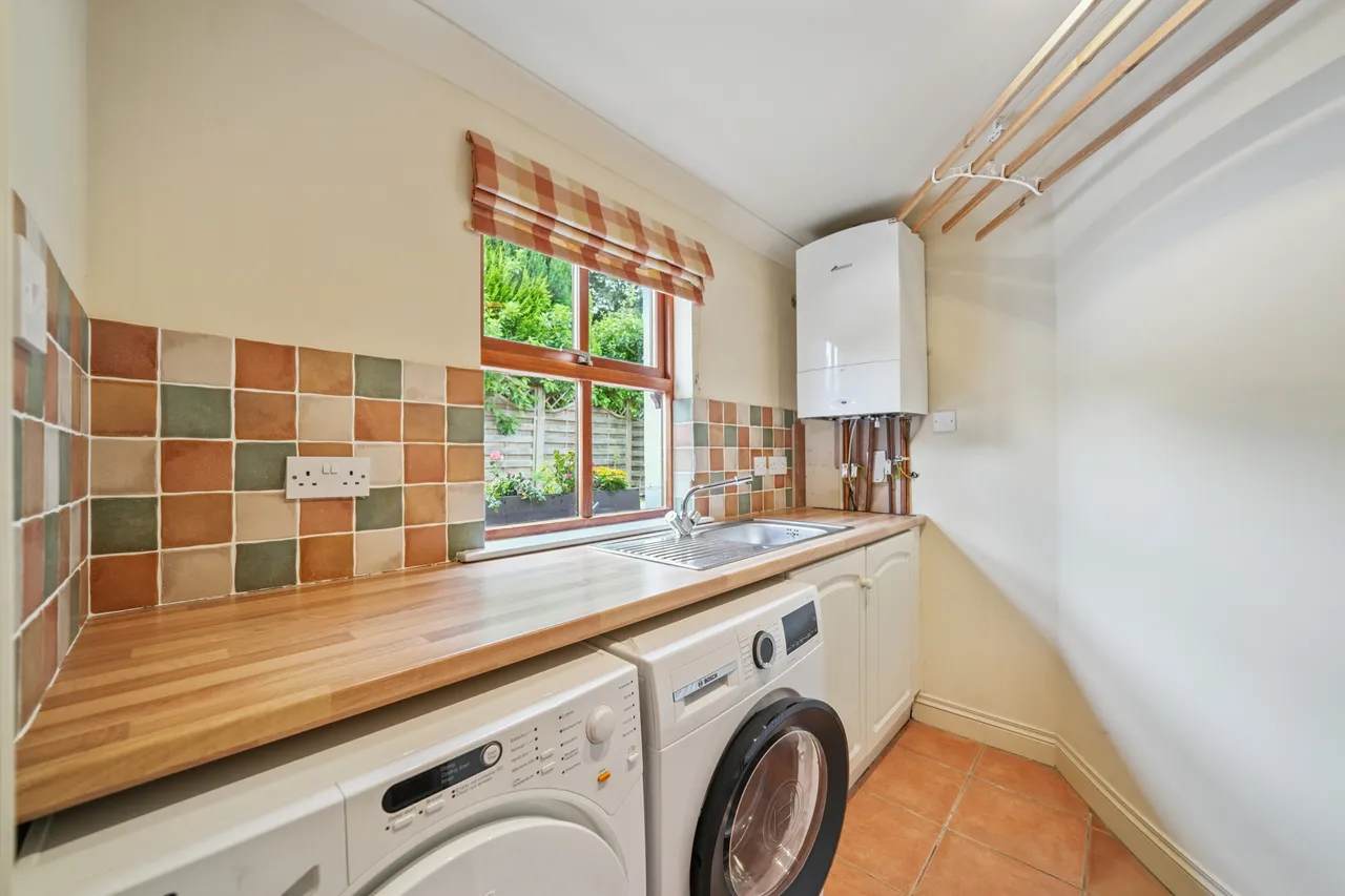 Glasgow Road, Eaglesham, G76, photo 17