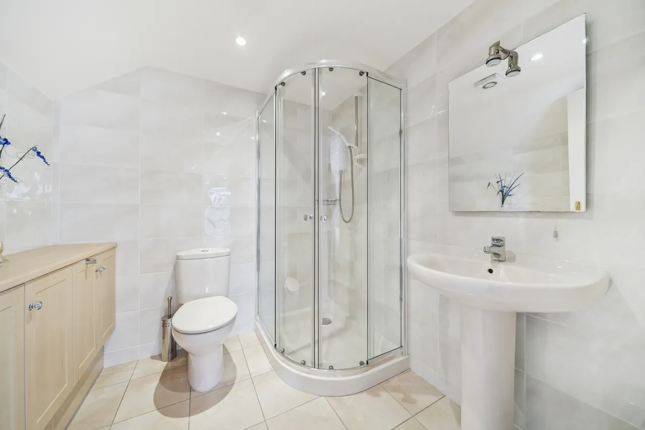 Glasgow Road, Eaglesham, G76, photo 34
