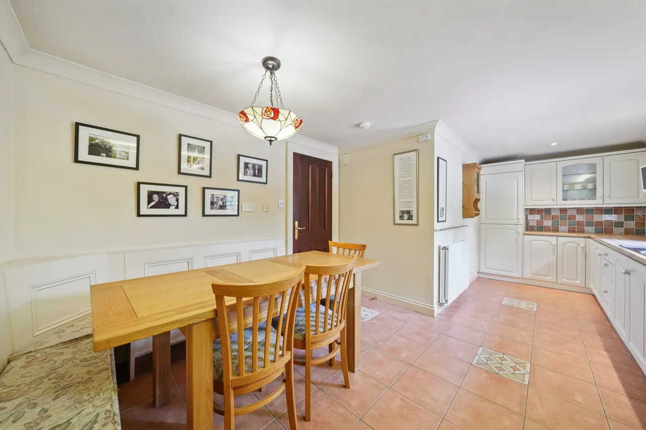 Glasgow Road, Eaglesham, G76, photo 15