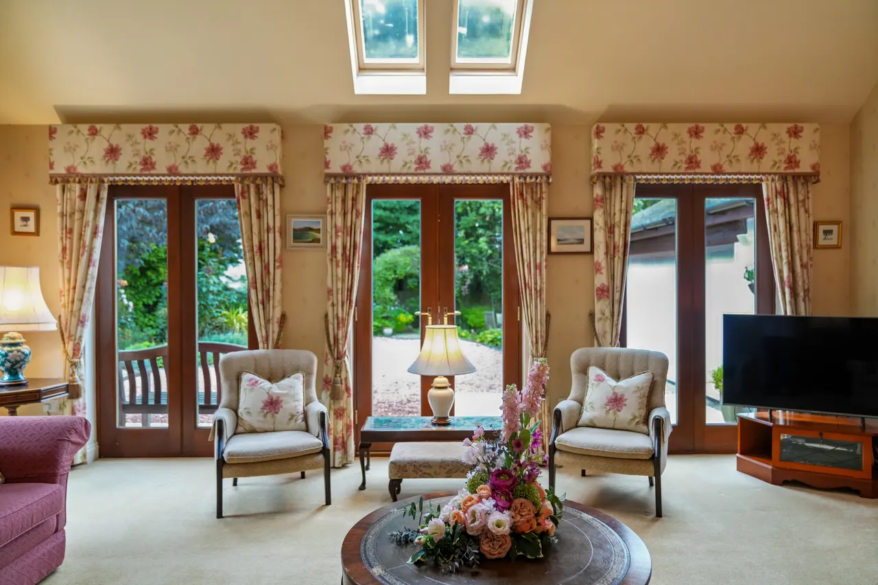 Glasgow Road, Eaglesham, G76, photo 5