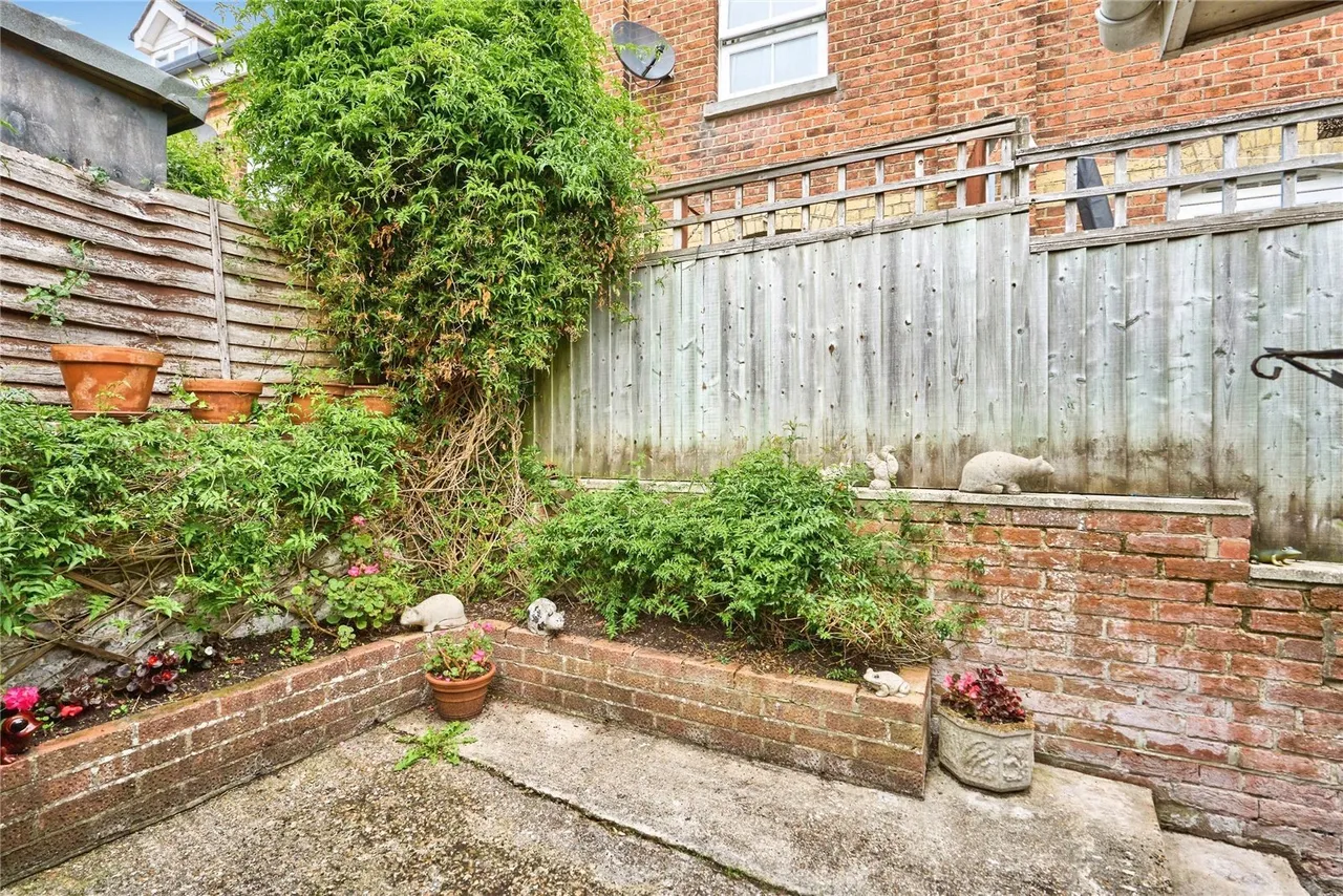 Daniel Street, Ryde, PO33, photo 6
