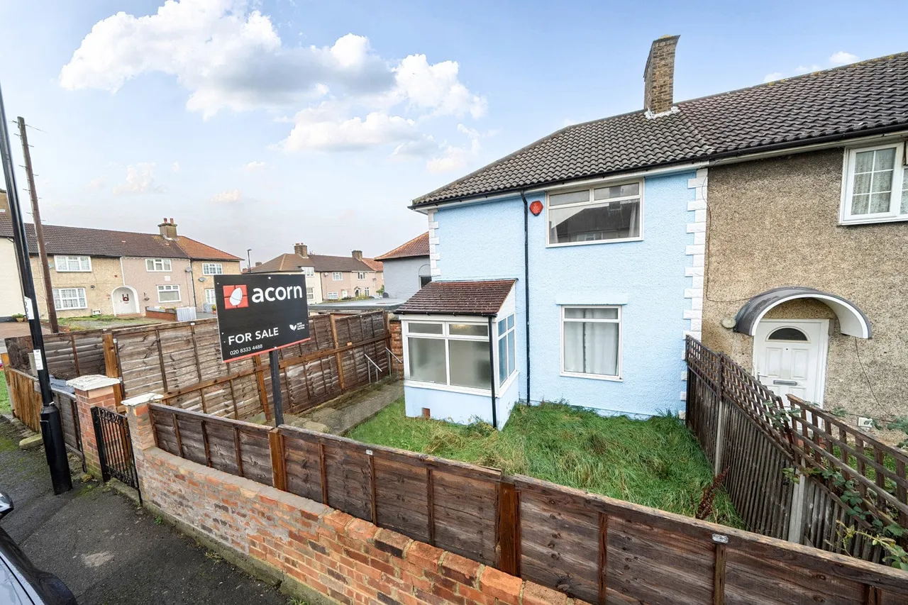 3 bed house for sale — Tristram Road, BR1
