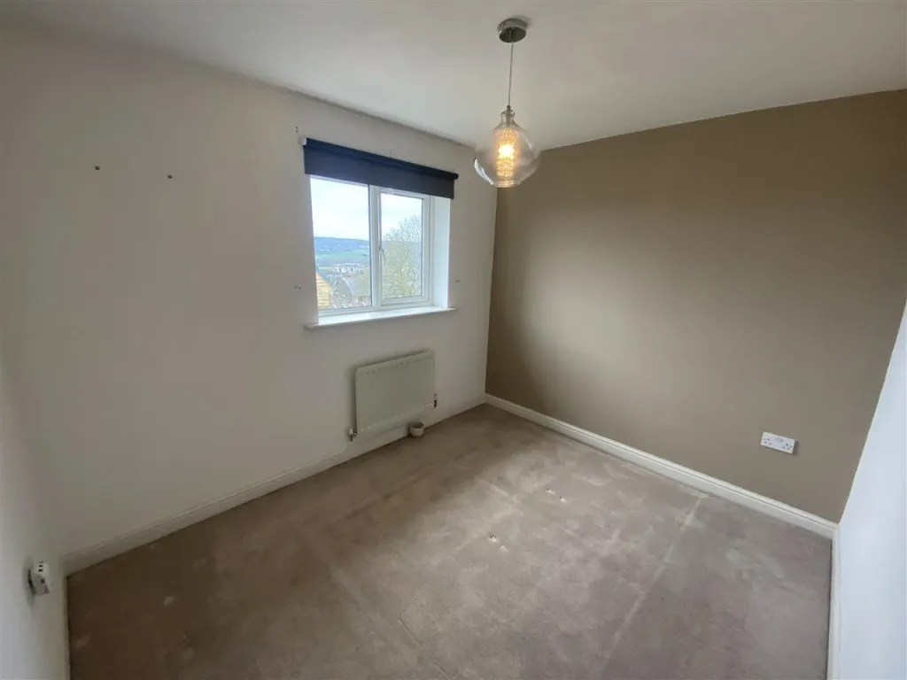 Branwell Court, Daisy Hill, BD9, photo 9