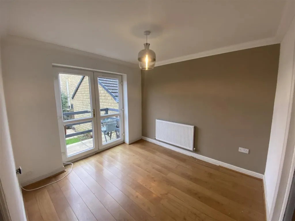 Branwell Court, Daisy Hill, BD9, photo 4