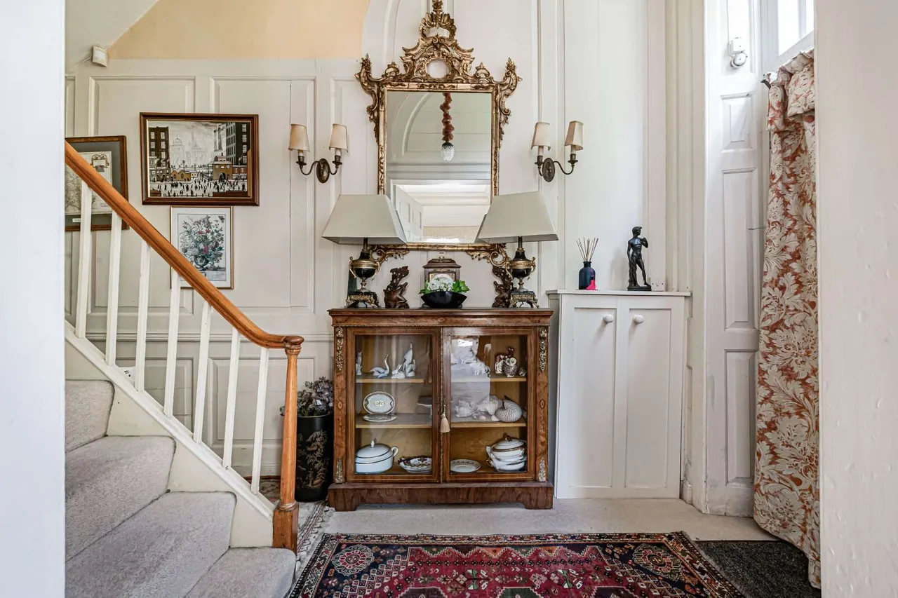 East Street, Petworth, West Sussex, GU28 0AB, photo 5